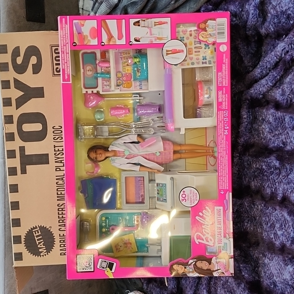 Barbie careers Medical Playset